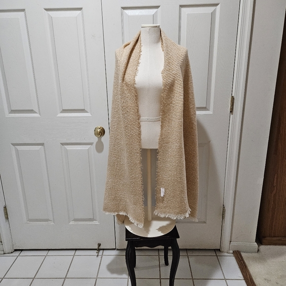 LC Lauren Conrad Blanket Scarf - Picture 1 of 8
